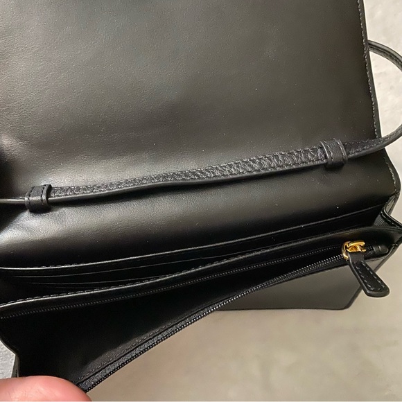 Marc Jacobs Empire City STR crossbody wallet black slim handbag - Picture 6 of 14